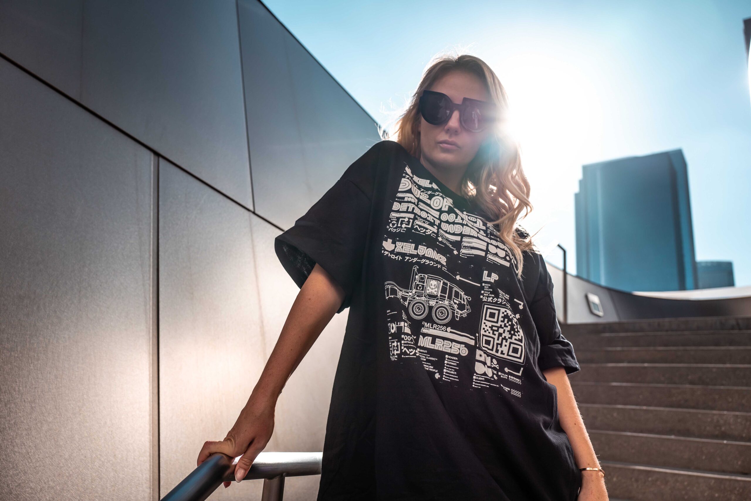 XELJAMZ / DU-OFCL1 T-shirt